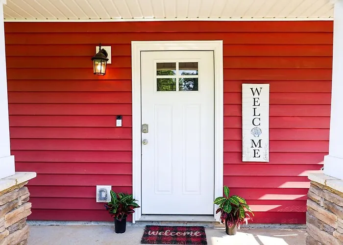Close To Downtown, Beaches, And Nas! Pensacola